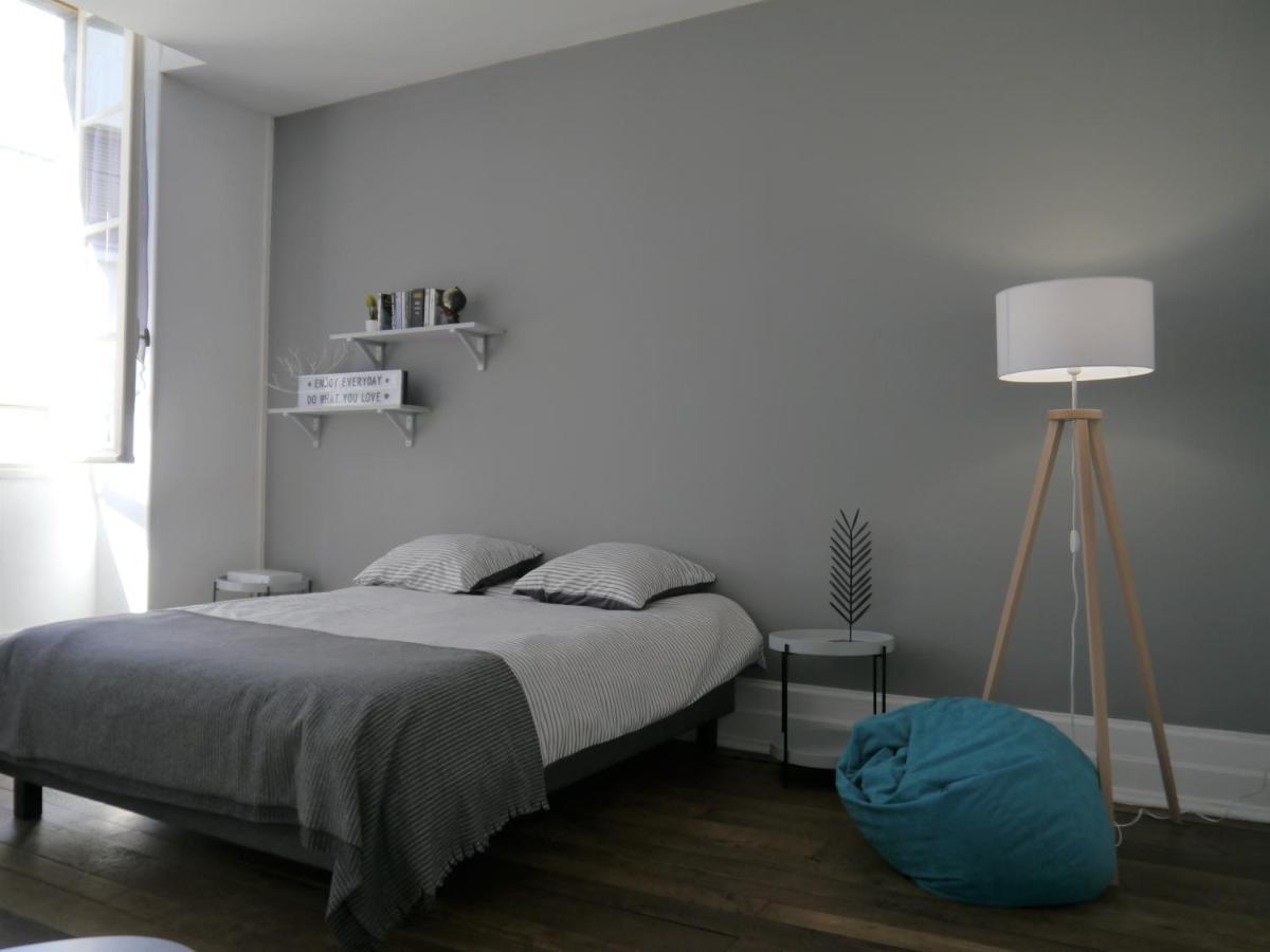 Appartement Hypercentre Tarbes - 2 Grandes Chambres 외부 사진
